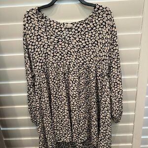 Billabong Black and White Floral Dress